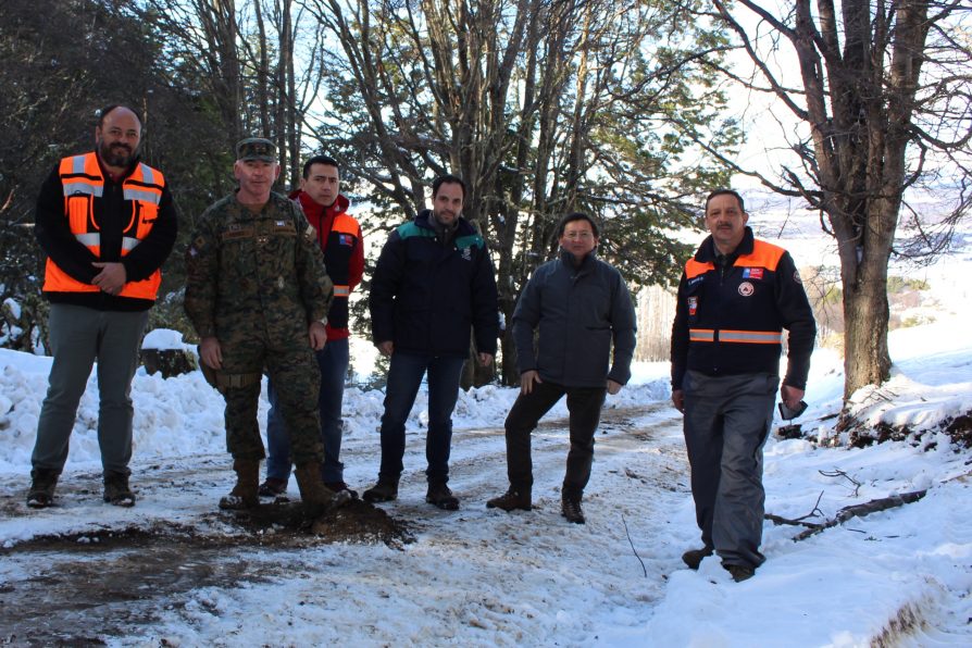 Delegación Presidencial Regional sumó maquinaria del Ejército al despeje de caminos interiores de Coyhaique