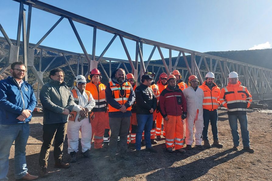 Habilitado puente mecano definitivo en sector El Claro, comuna de Río Ibáñez