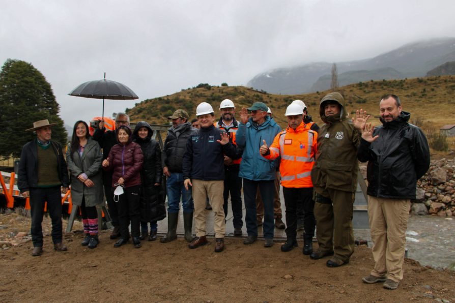 MOP restableció el tránsito en la Ribera Norte del Río Mañihuales con nuevo puente Los Jara