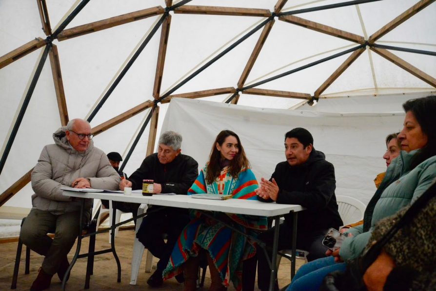 Delegada Vicuña encabezó despliegue territorial en Melinka para impulsar la coordinación y nuevas oportunidades para la comuna