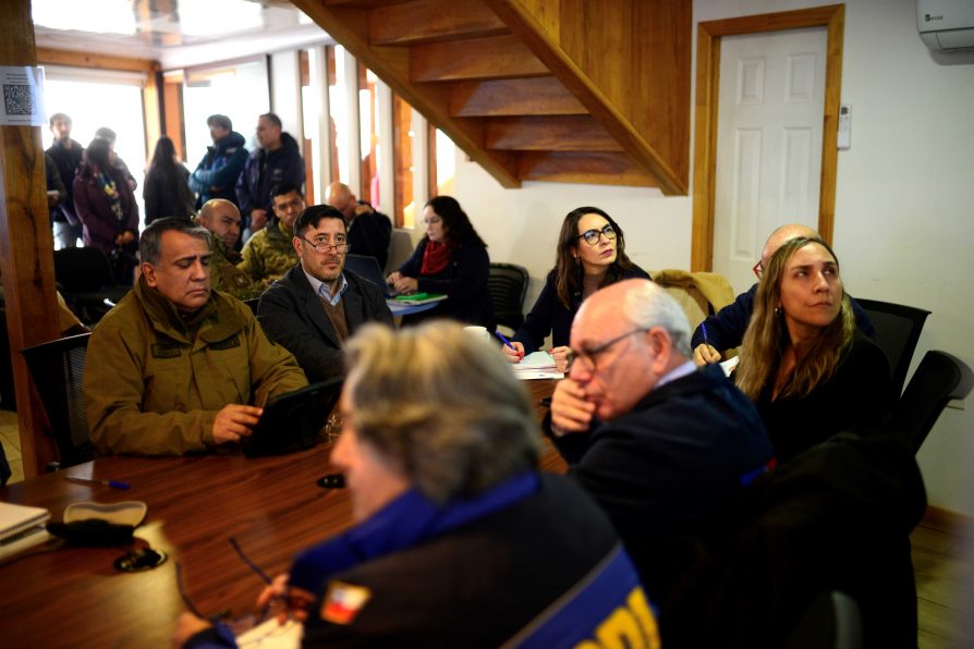 Gobierno mantiene despliegue en terreno para resguardar la conectividad y apoyar a sectores rurales de Aysén