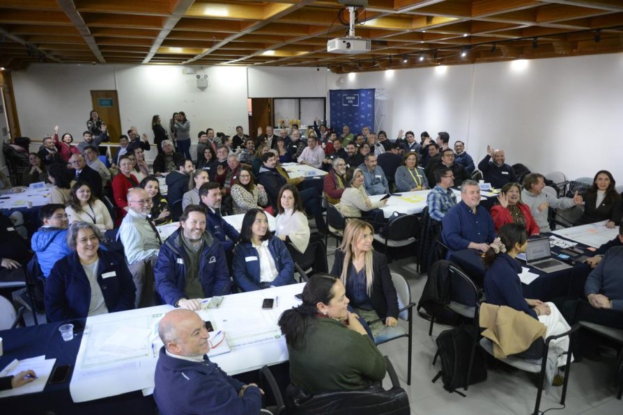 Aysén pone sus propuestas sobre la mesa para avanzar hacia un Estado que responda mejor a las personas